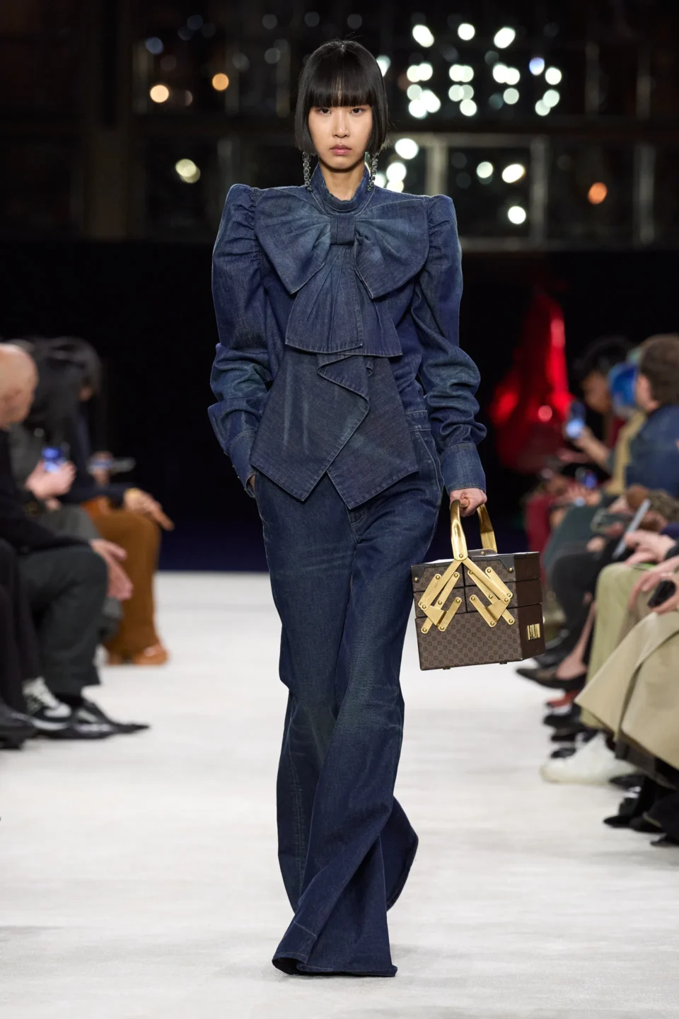 00023-balmain-fall-2023-ready-to-wear-credit-gorunway