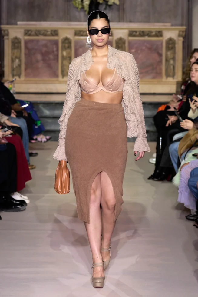 00023-ester-manas-fall-2023-ready-to-wear-credit-gorunway