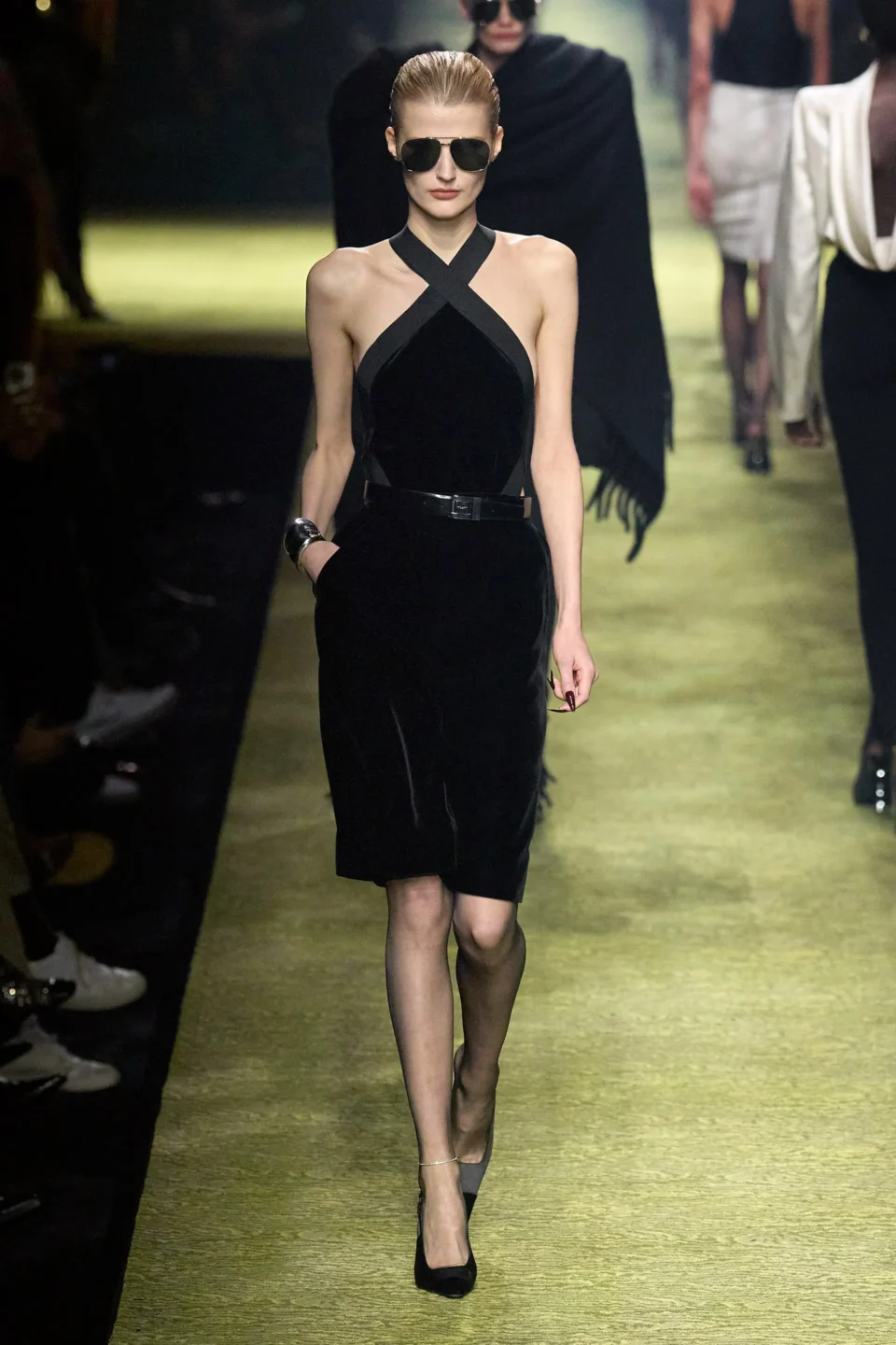 00023-saint-laurent-fall-2023-ready-to-wear-credit-gorunway