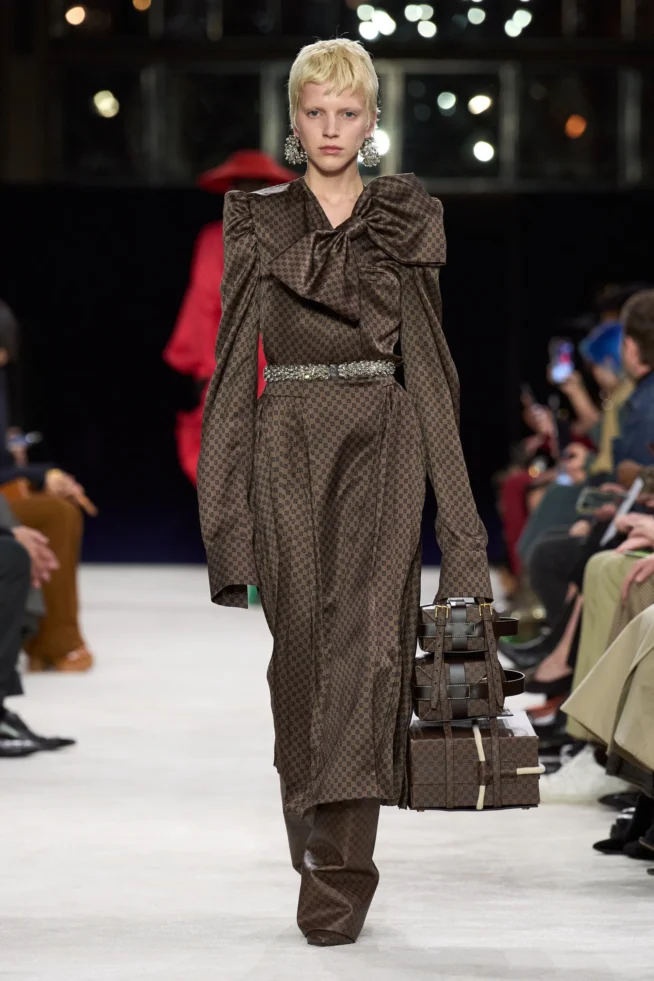 00024-balmain-fall-2023-ready-to-wear-credit-gorunway