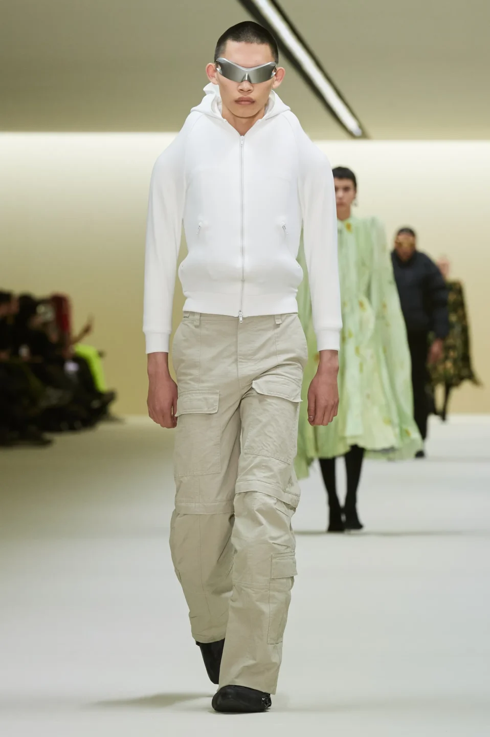 00026-balenciaga-fall-2023-ready-to-wear-credit-gorunway