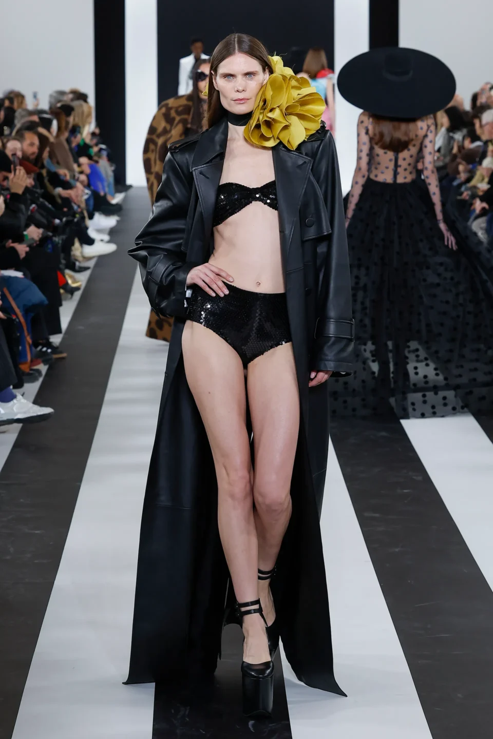 00026-nina-ricci-fall-2023-ready-to-wear-credit-brand