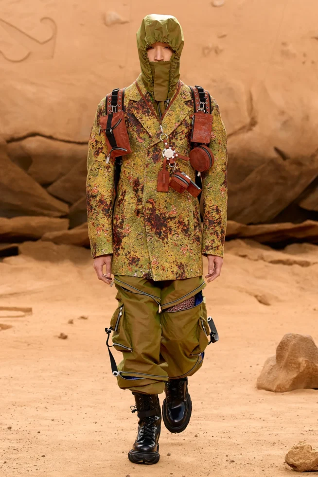 00026-off-white-fall-2023-ready-to-wear-credit-gorunway