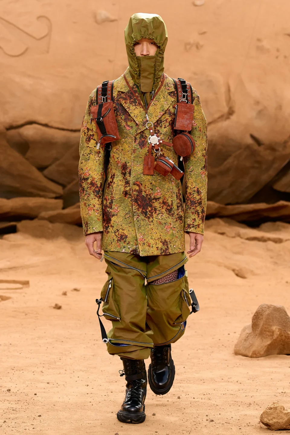 00026-off-white-fall-2023-ready-to-wear-credit-gorunway