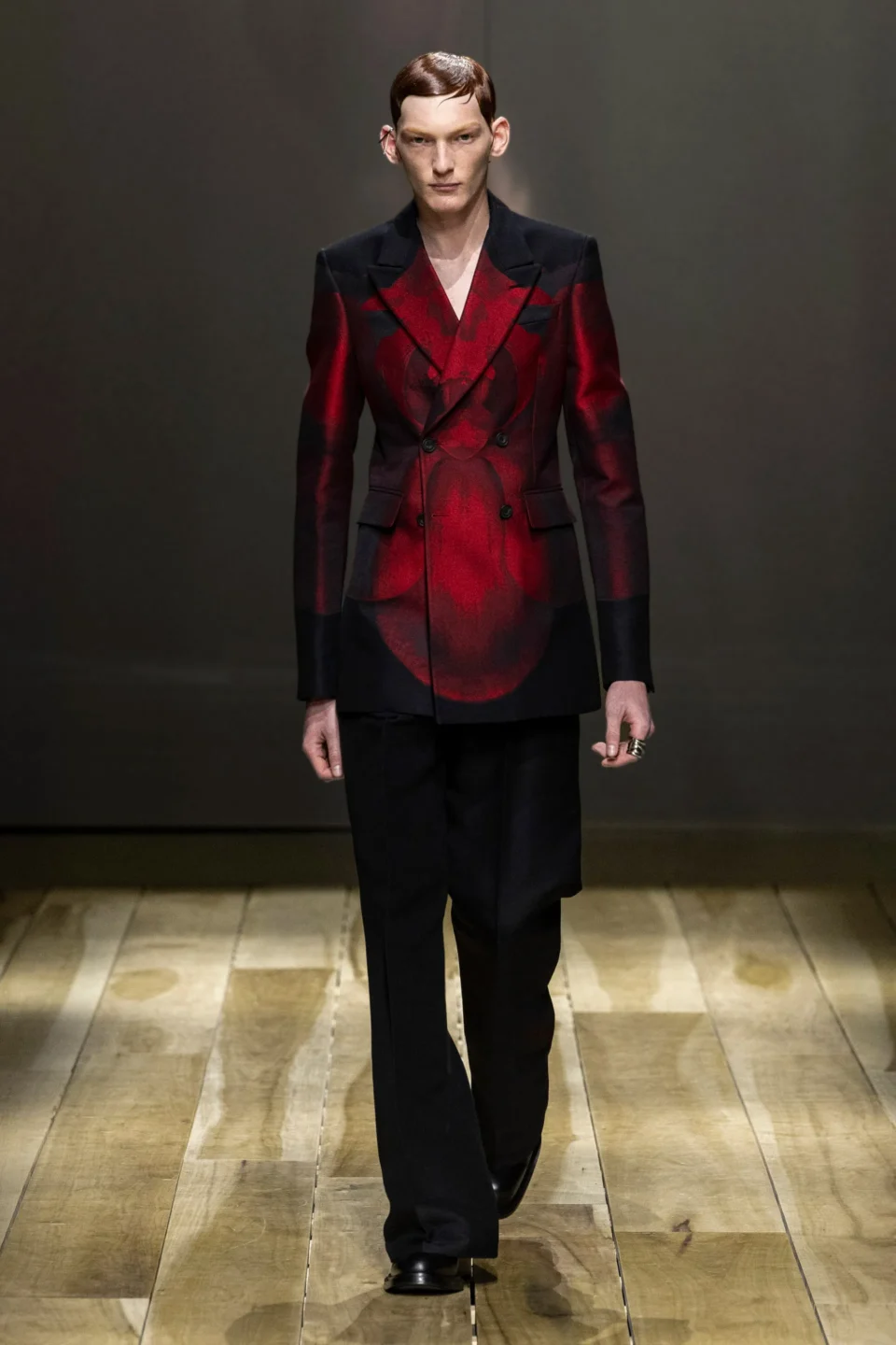 00027-alexander-mcqueen-fall-2023-ready-to-wear-credit-brand