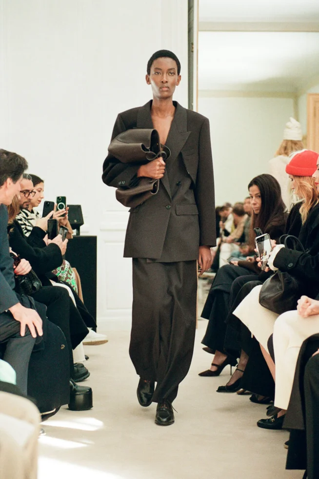 00028-the row-resort-2024-credit-brand