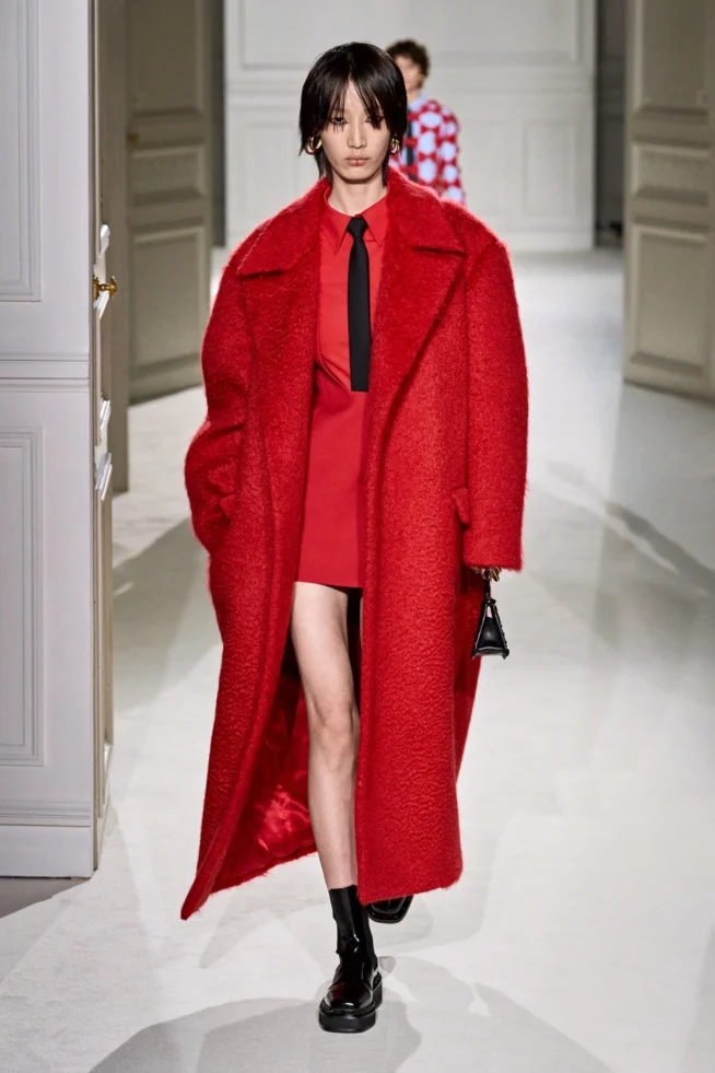 00028-valentino-fall-2023-ready-to-wear-credit-gorunway