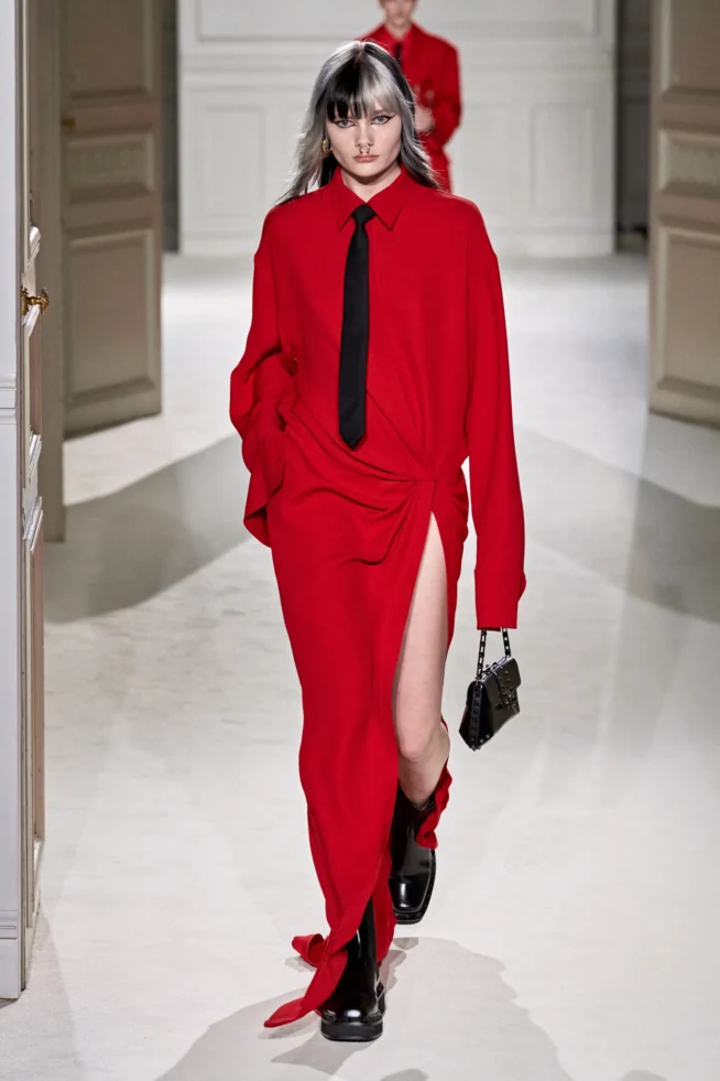00029-valentino-fall-2023-ready-to-wear-credit-gorunway