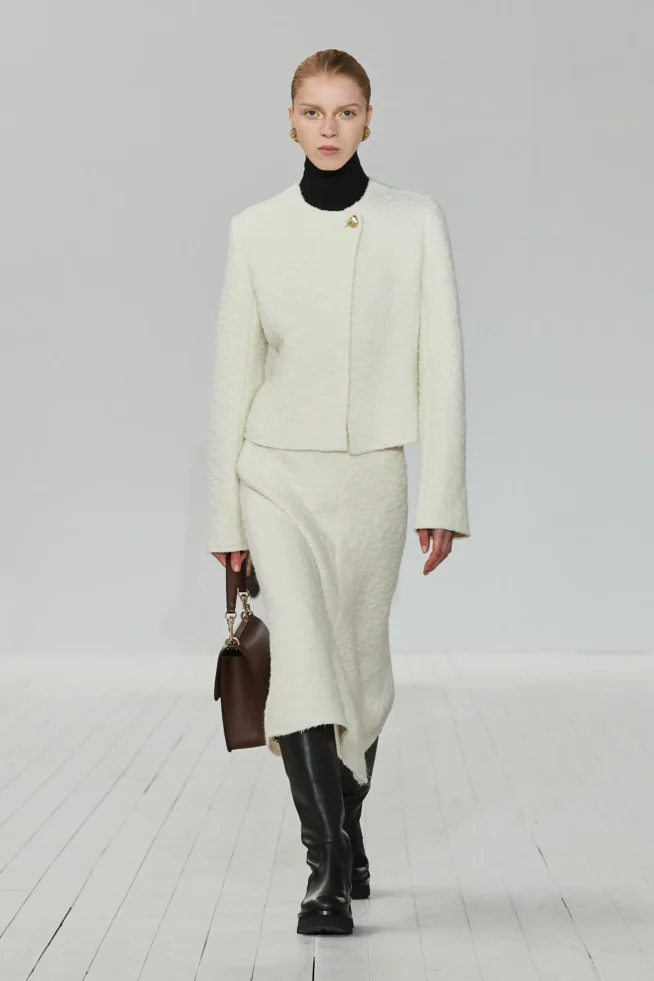 00030-chloe-fall-2023-ready-to-wear-credit-gorunway