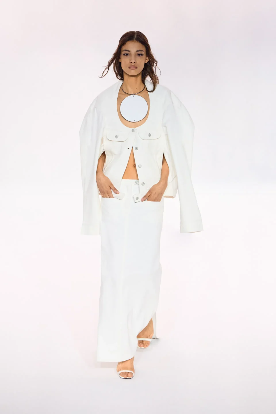 00030-courreges-fall-2023-ready-to-wear-credit-brand