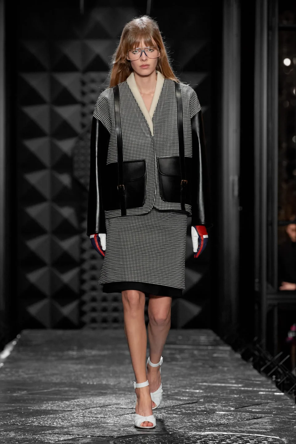 00030-louis-vuitton-fall-2023-ready-to-wear-credit-gorunway