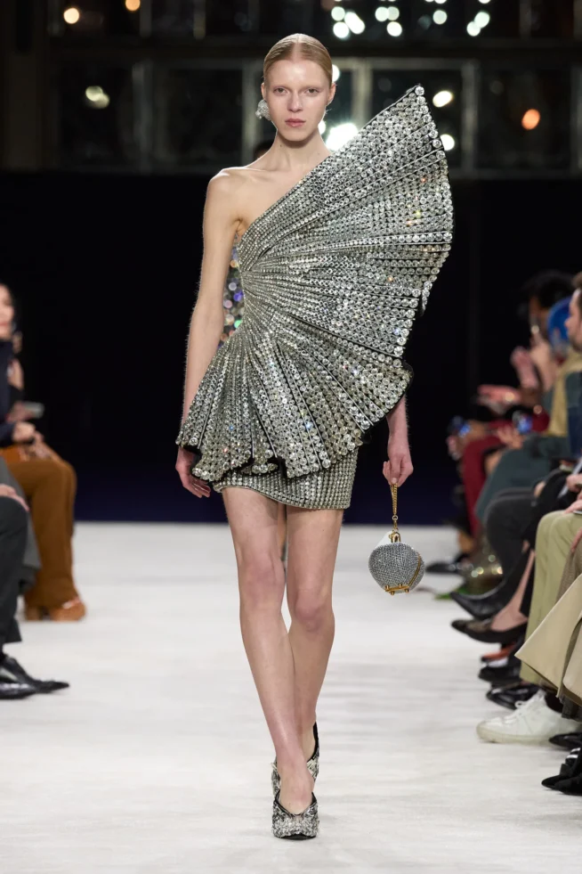 00032-balmain-fall-2023-ready-to-wear-credit-gorunway