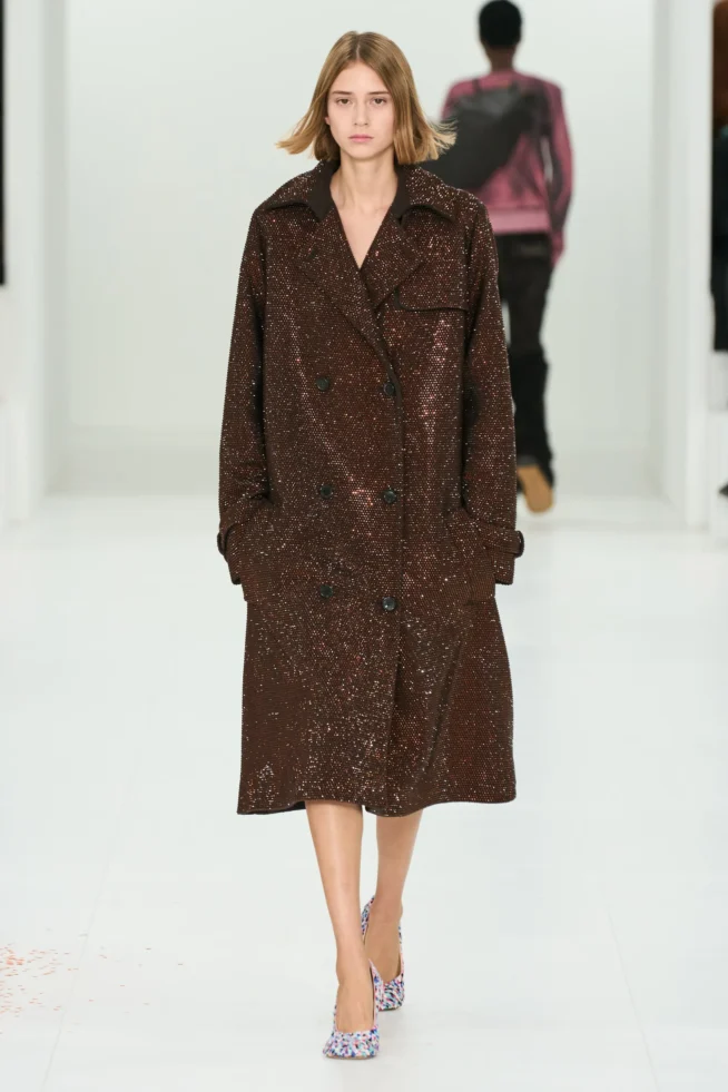 00032-loewe-fall-2023-ready-to-wear-credit-gorunway