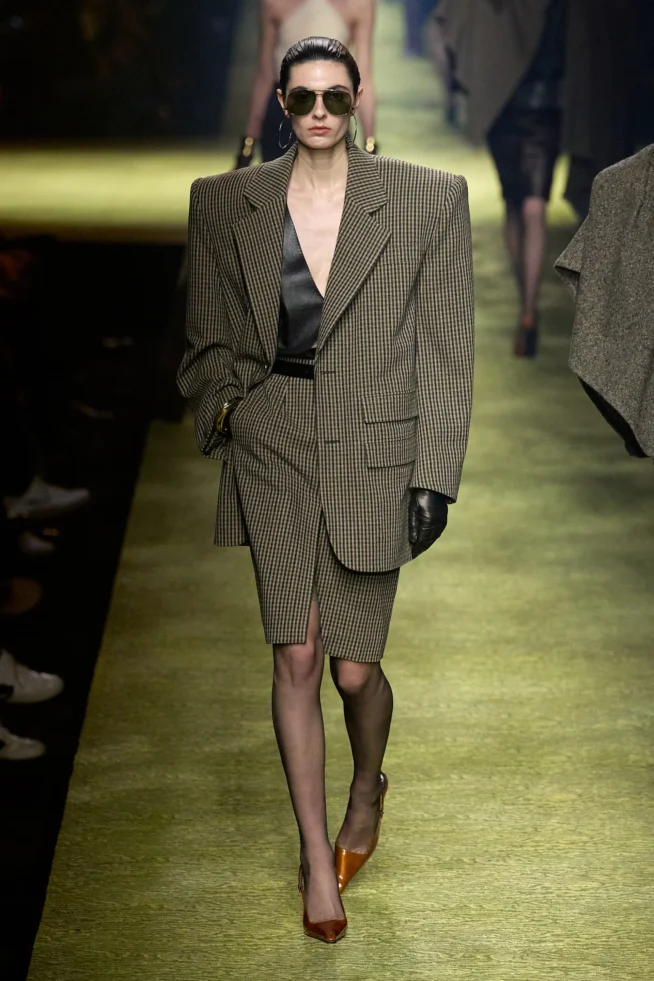 00032-saint-laurent-fall-2023-ready-to-wear-credit-gorunway