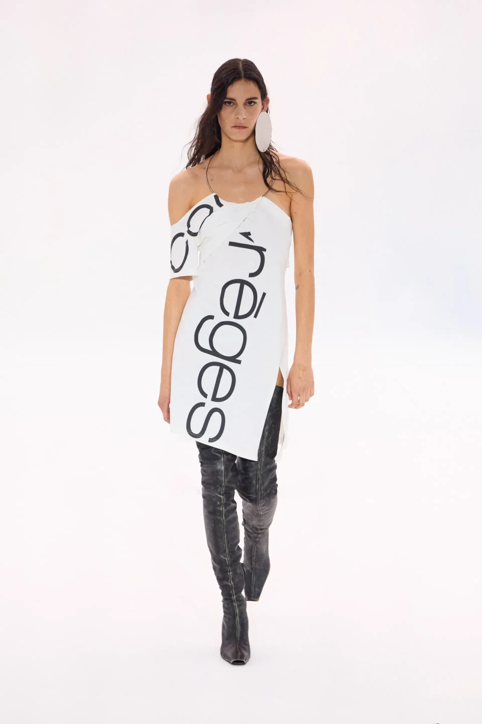 00033-courreges-fall-2023-ready-to-wear-credit-brand