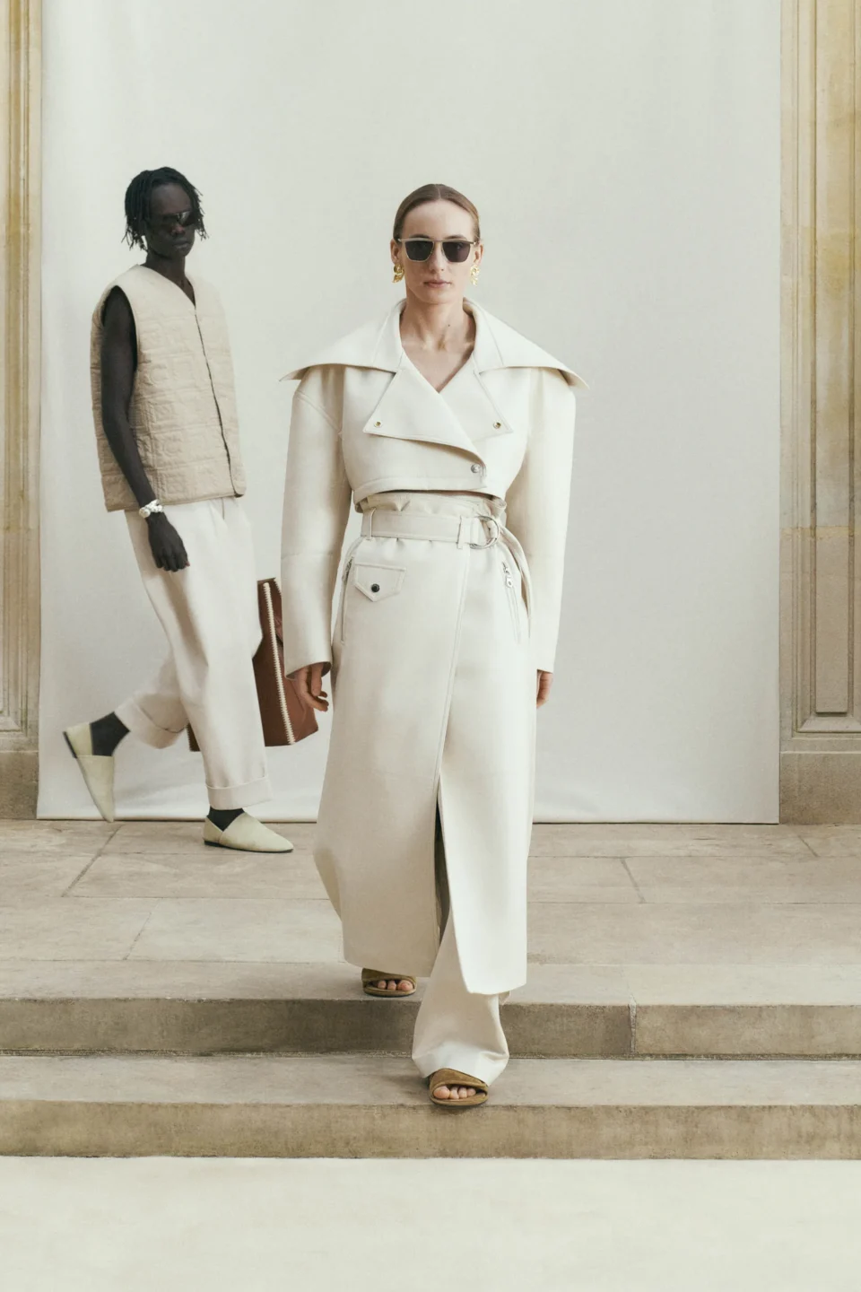 00033-nanushka-fall-2023-ready-to-wear-credit-jacqueline-landvik