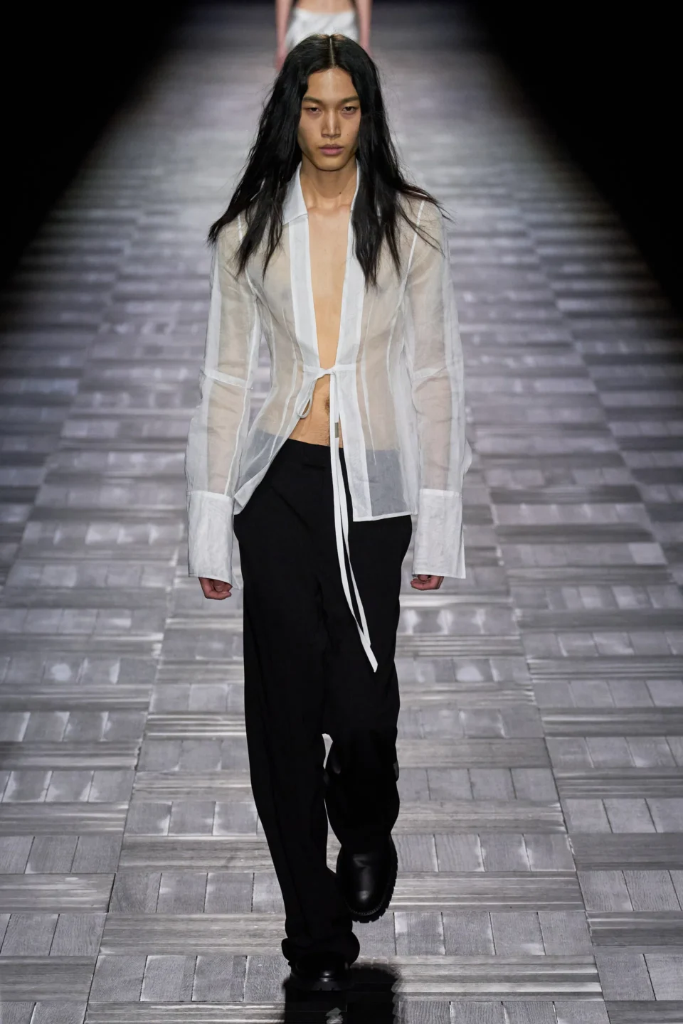 00035-ann-demeulemeester-fall-2023-ready-to-wear-credit-gorunway