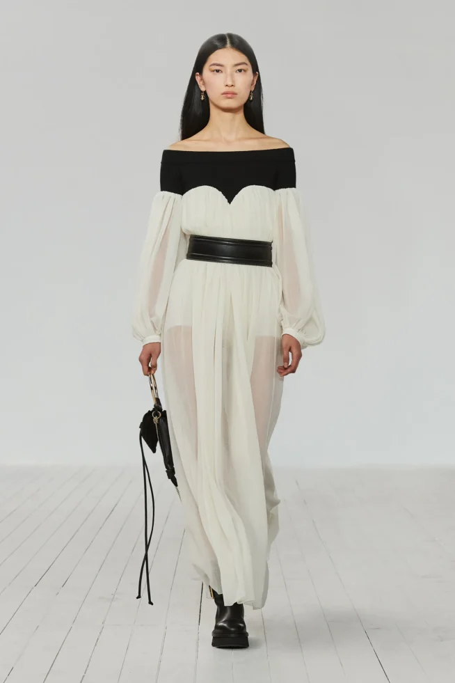 00035-chloe-fall-2023-ready-to-wear-credit-gorunway