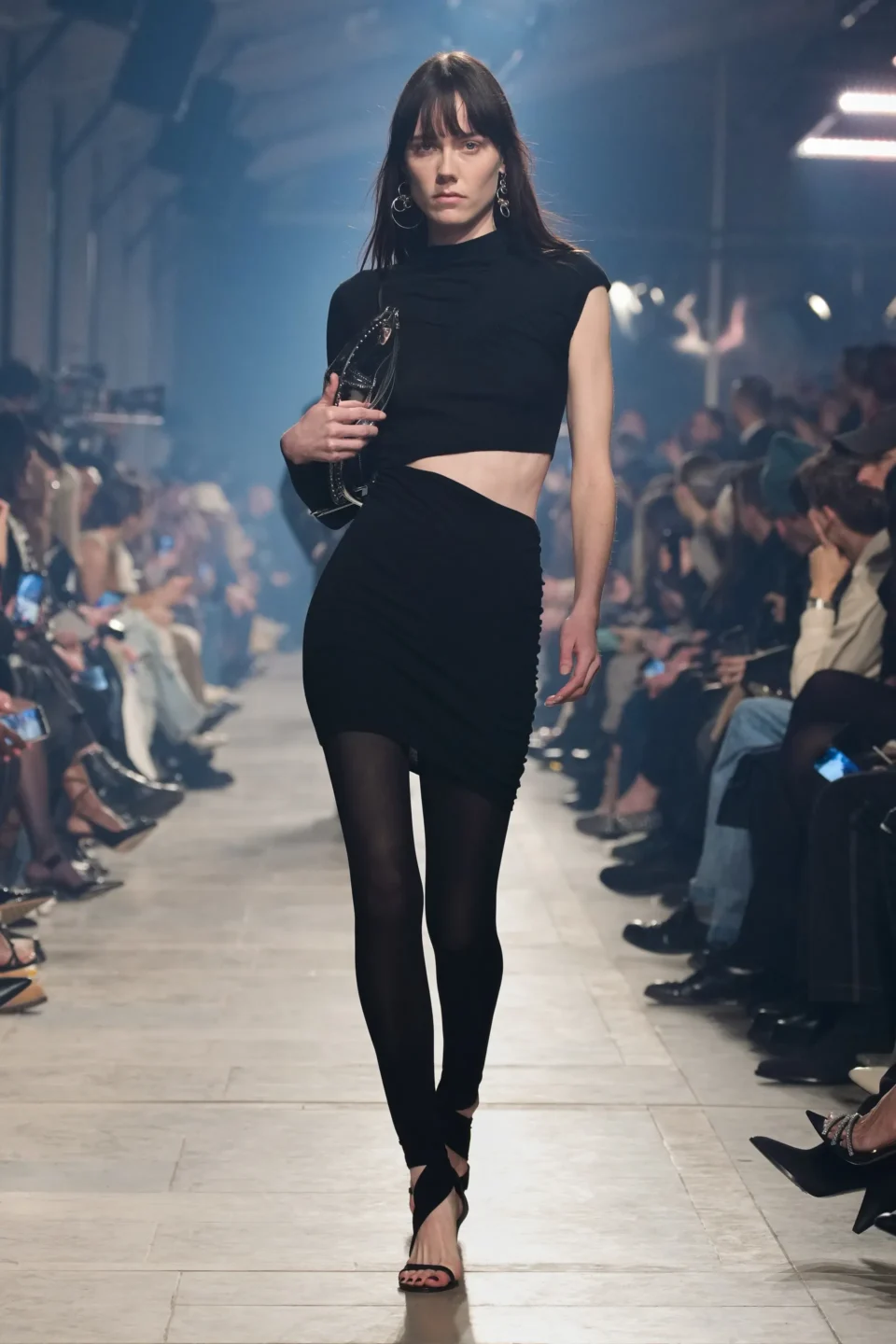 00044-isabel-marant-fall-2023-ready-to-wear-credit-gorunway