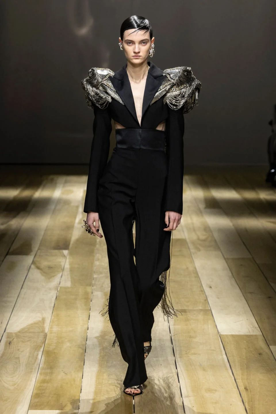00045-alexander-mcqueen-fall-2023-ready-to-wear-credit-brand