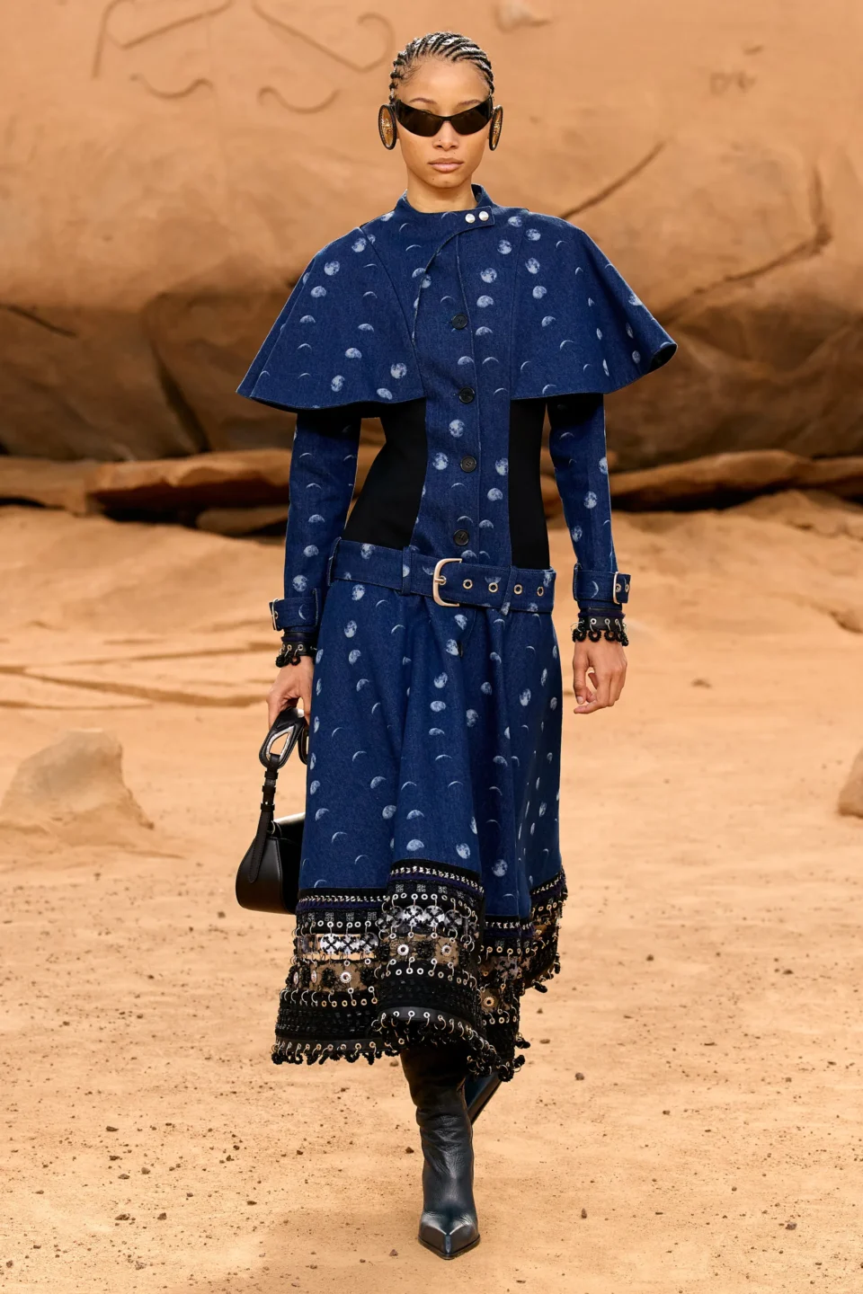 00045-off-white-fall-2023-ready-to-wear-credit-gorunway