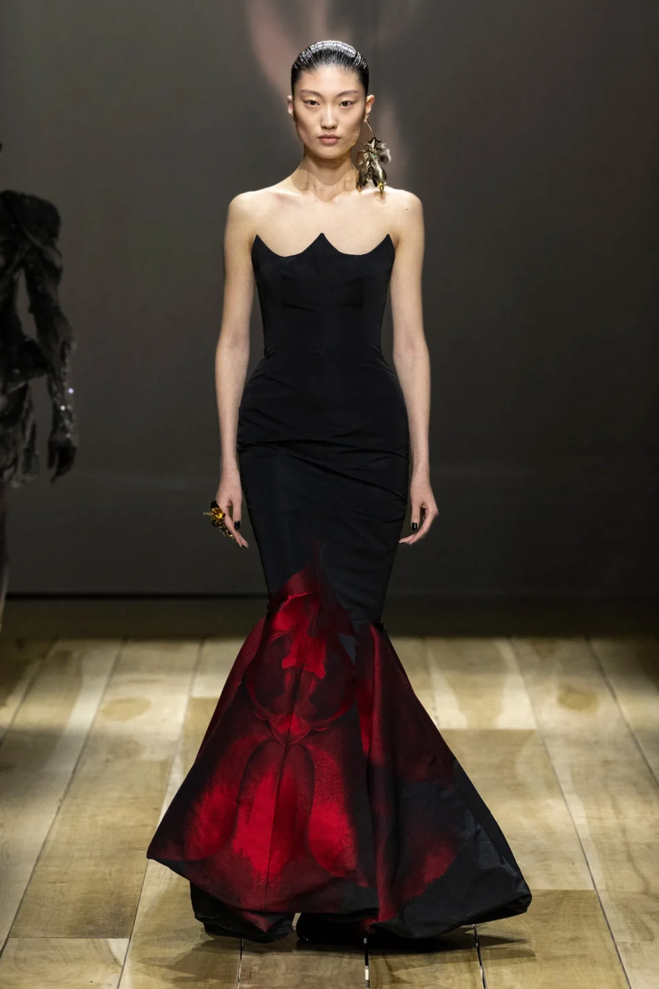 00046-alexander-mcqueen-fall-2023-ready-to-wear-credit-brand