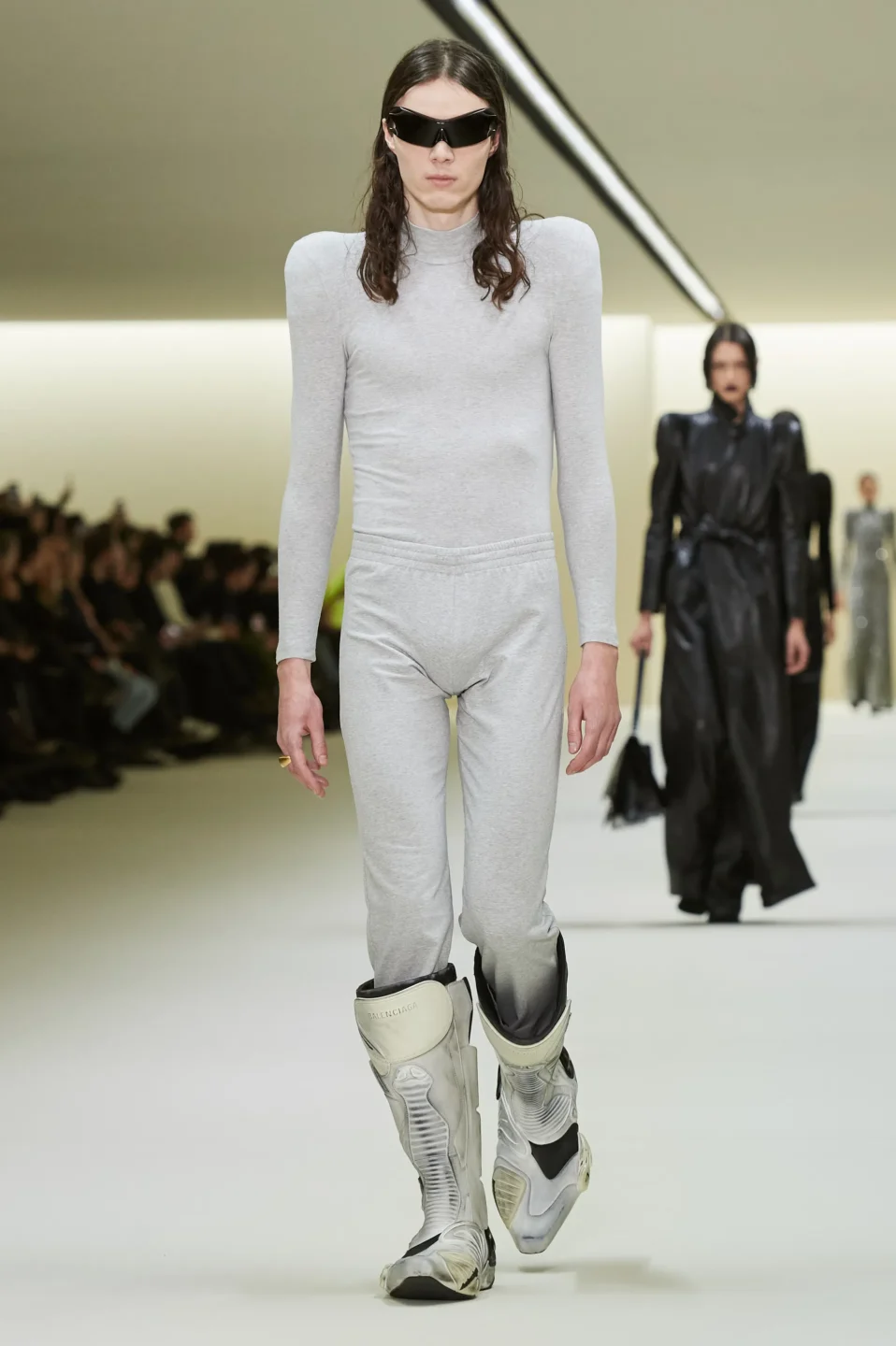 00046-balenciaga-fall-2023-ready-to-wear-credit-gorunway