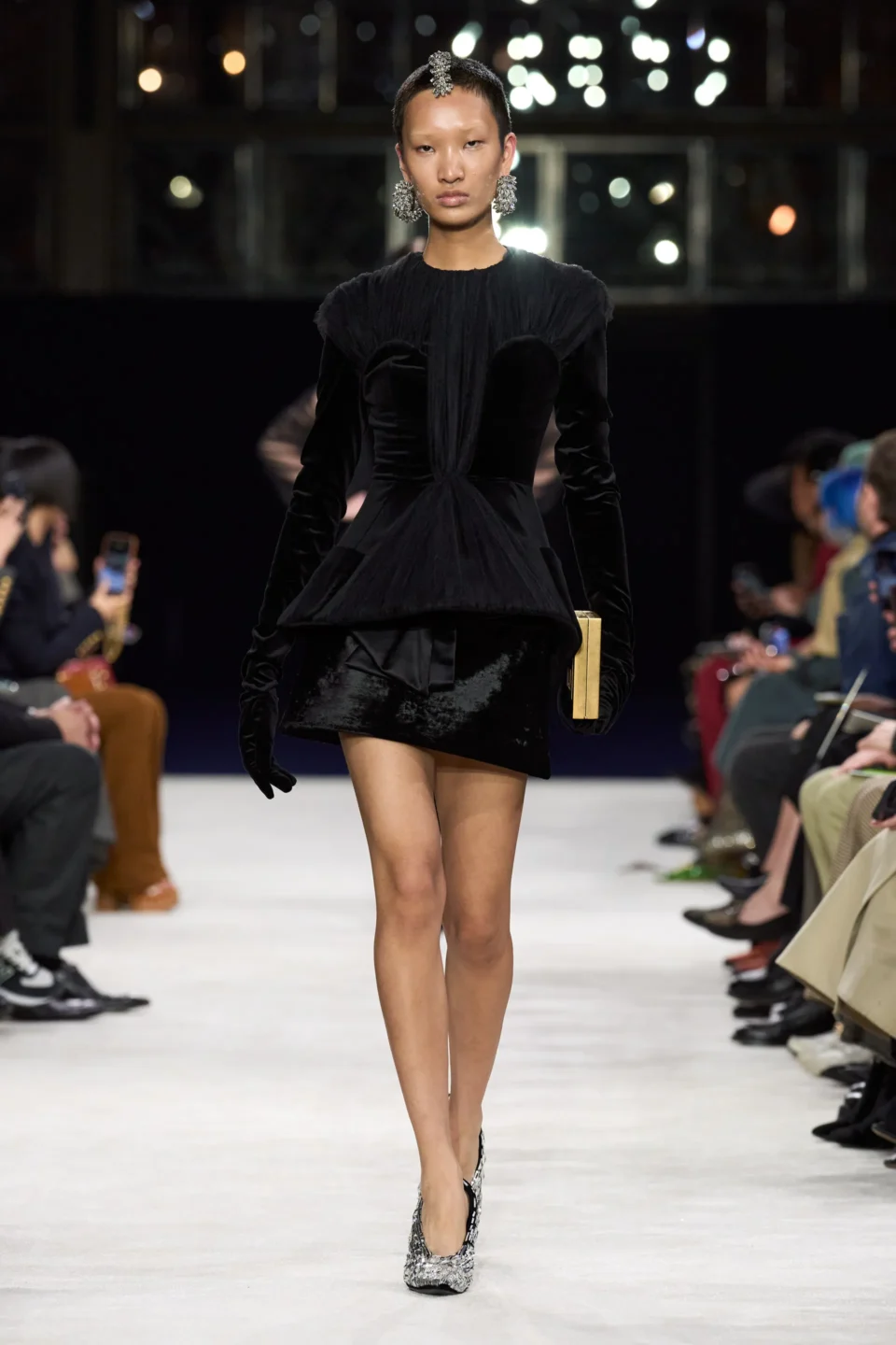 00047-balmain-fall-2023-ready-to-wear-credit-gorunway