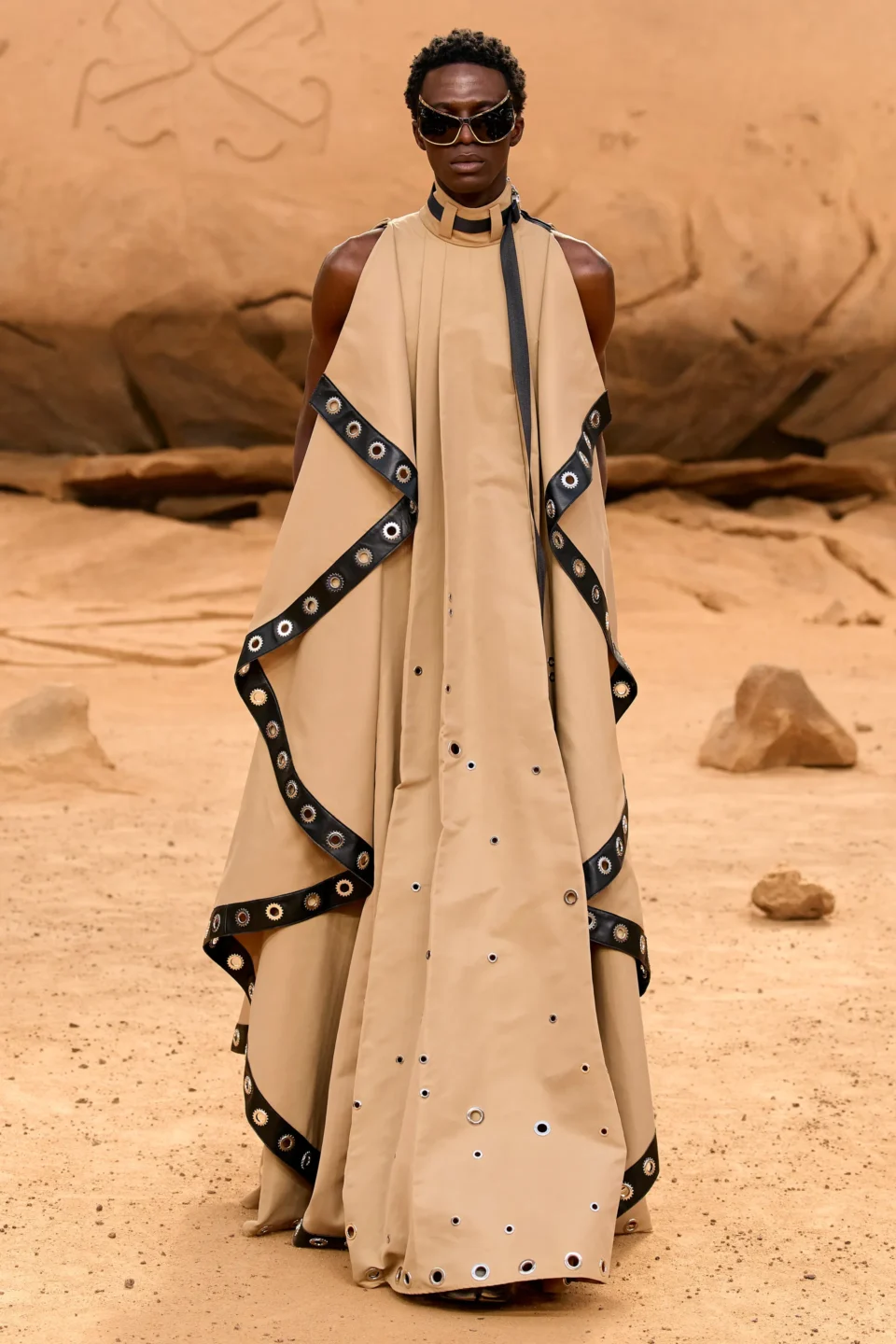 00047-off-white-fall-2023-ready-to-wear-credit-gorunway