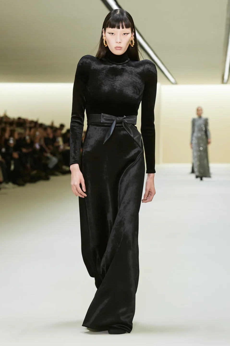 00048-balenciaga-fall-2023-ready-to-wear-credit-gorunway