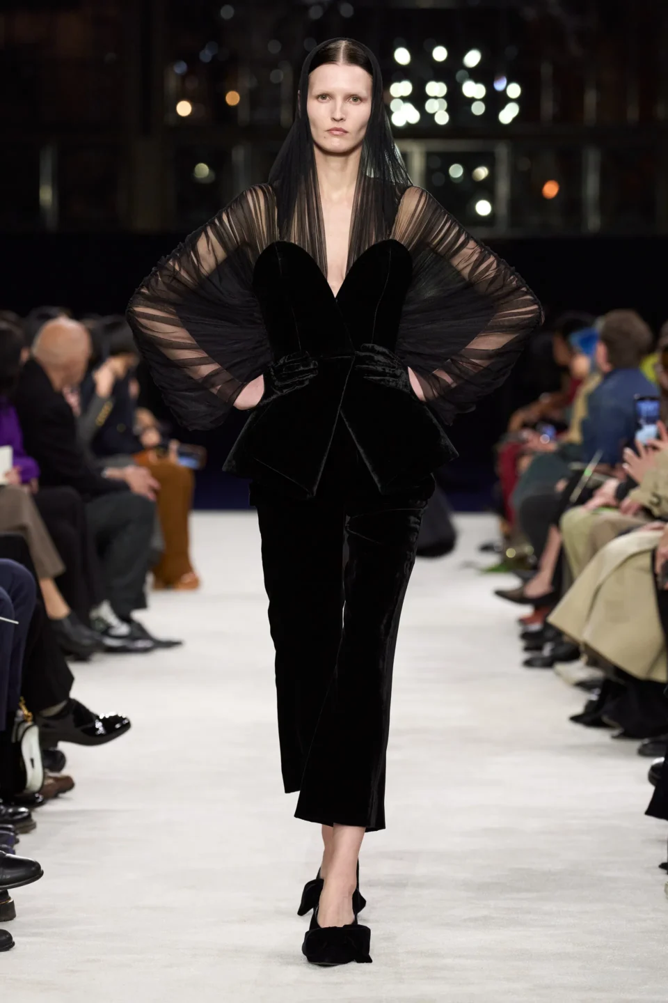00048-balmain-fall-2023-ready-to-wear-credit-gorunway