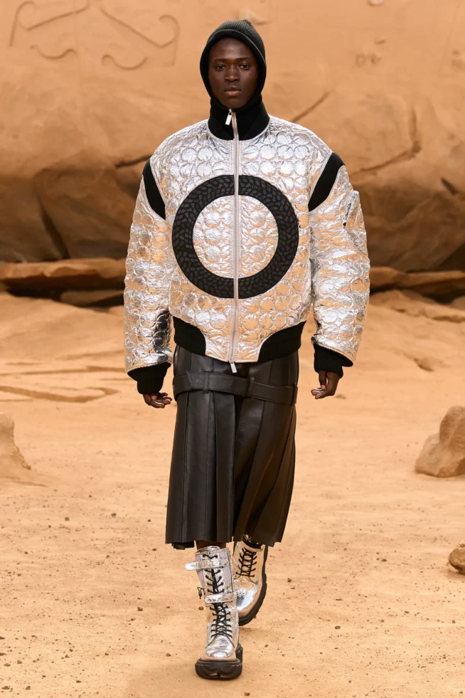 00048-off-white-fall-2023-ready-to-wear-credit-gorunway