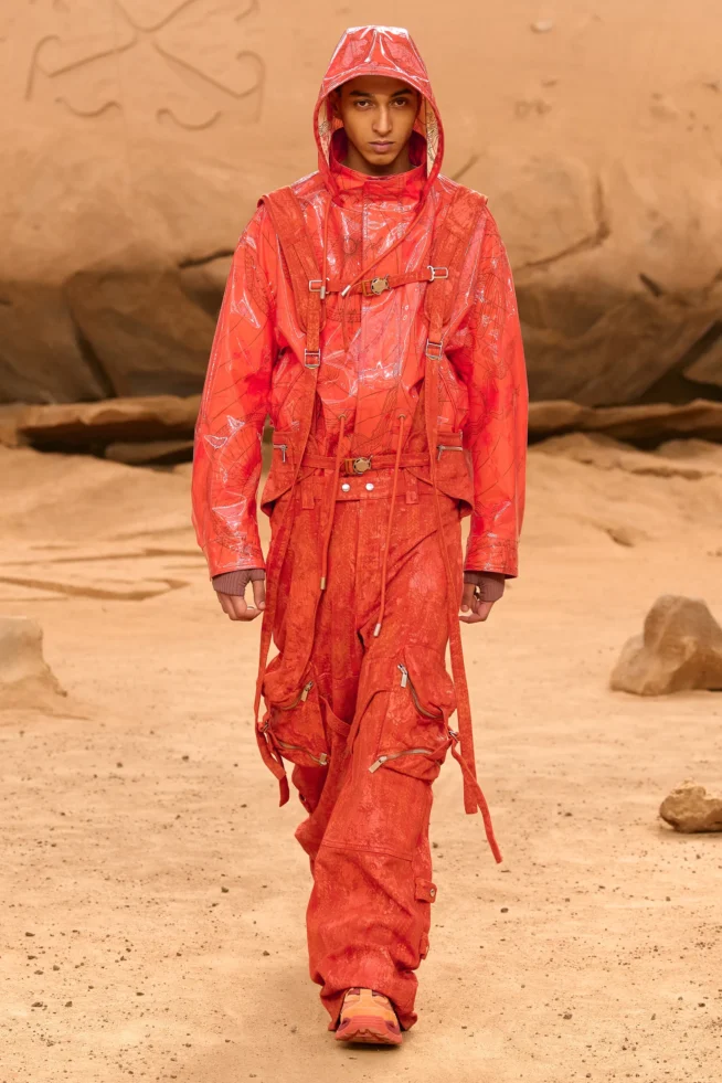 00049-off-white-fall-2023-ready-to-wear-credit-gorunway