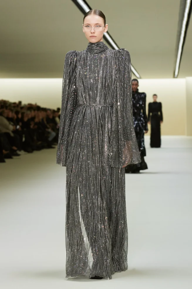 00052-balenciaga-fall-2023-ready-to-wear-credit-gorunway
