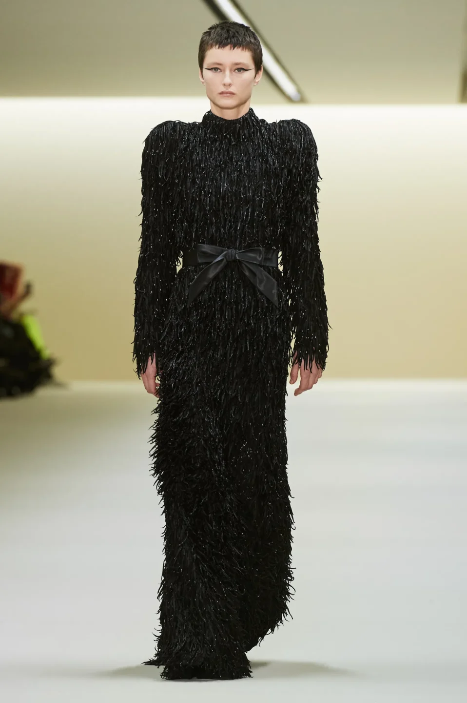 00054-balenciaga-fall-2023-ready-to-wear-credit-gorunway