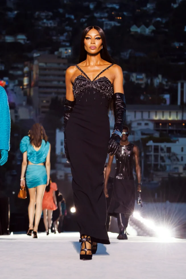00070-versace-fall-2023-ready-to-wear-tokyo-credit-brand