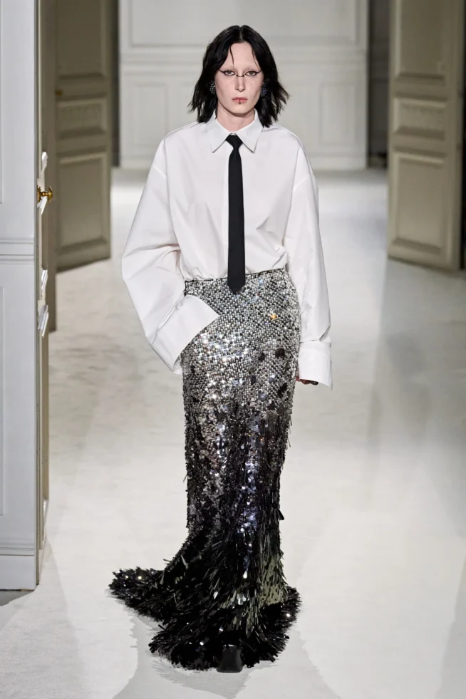 00073-valentino-fall-2023-ready-to-wear-credit-gorunway