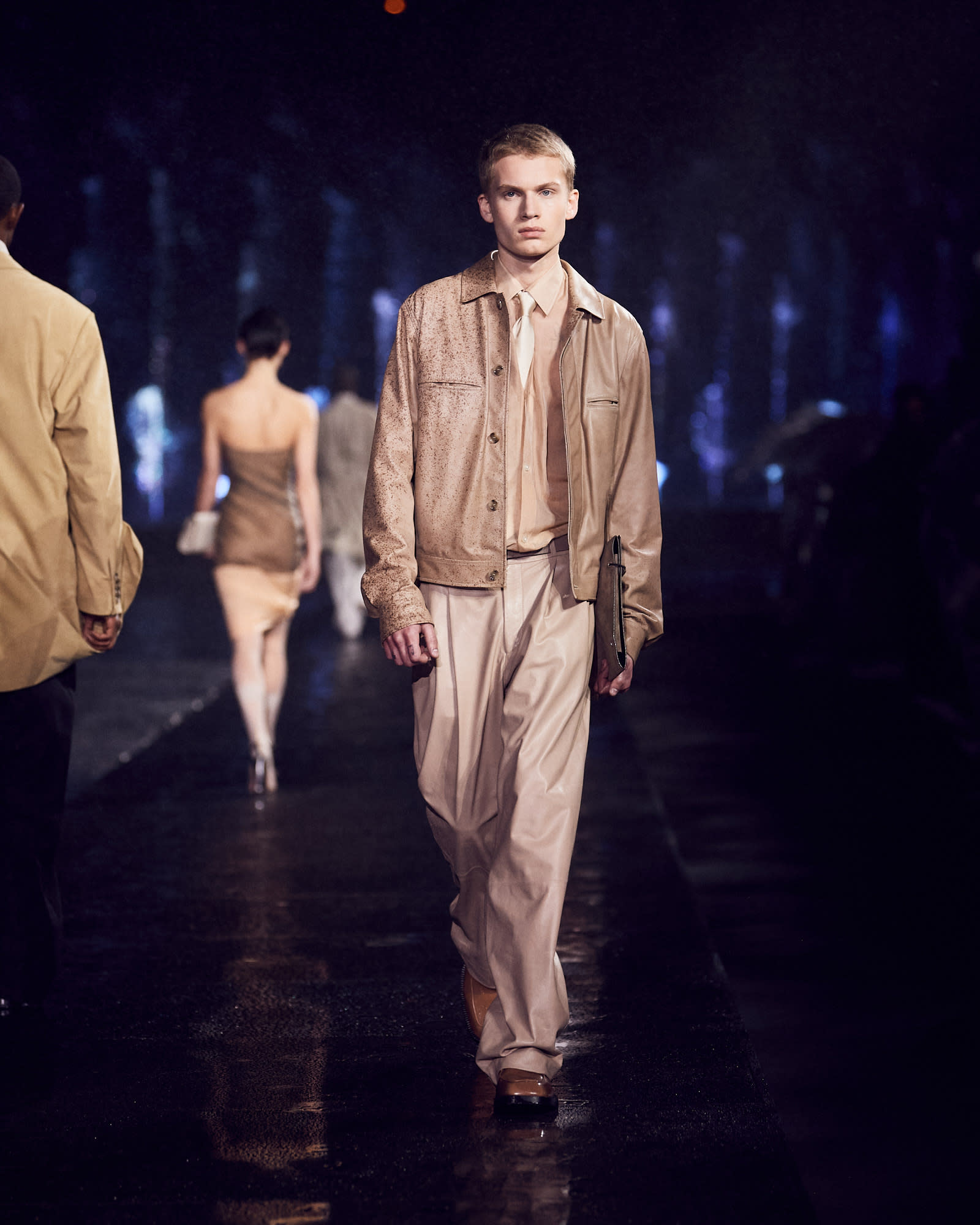 HBME_110_S23SR_BOSS_SHOW_MIAMI_RUNWAY_FULL_LOOK_0043
