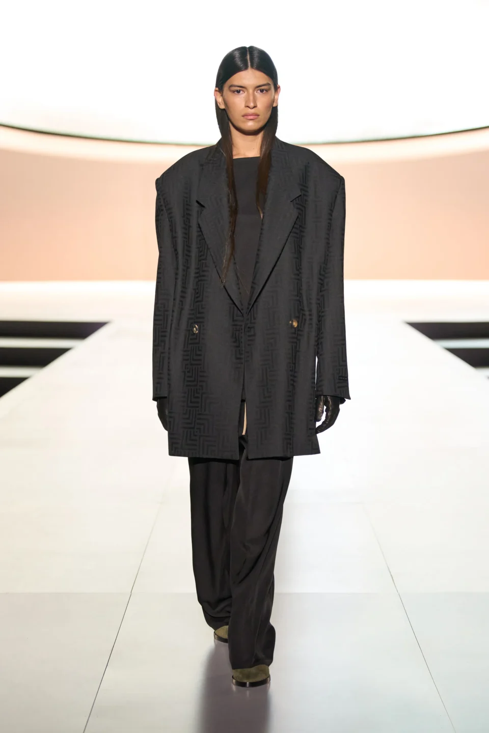 00007-fear-of-god-fall-2023-ready-to-wear-credit-brand