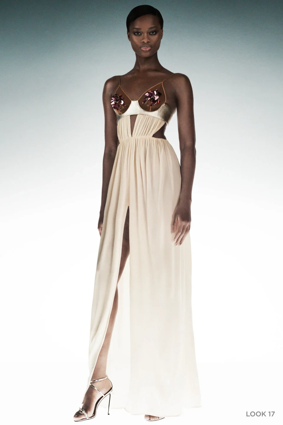 00017-tom-ford-fall-2023-ready-to-wear-credit-brand