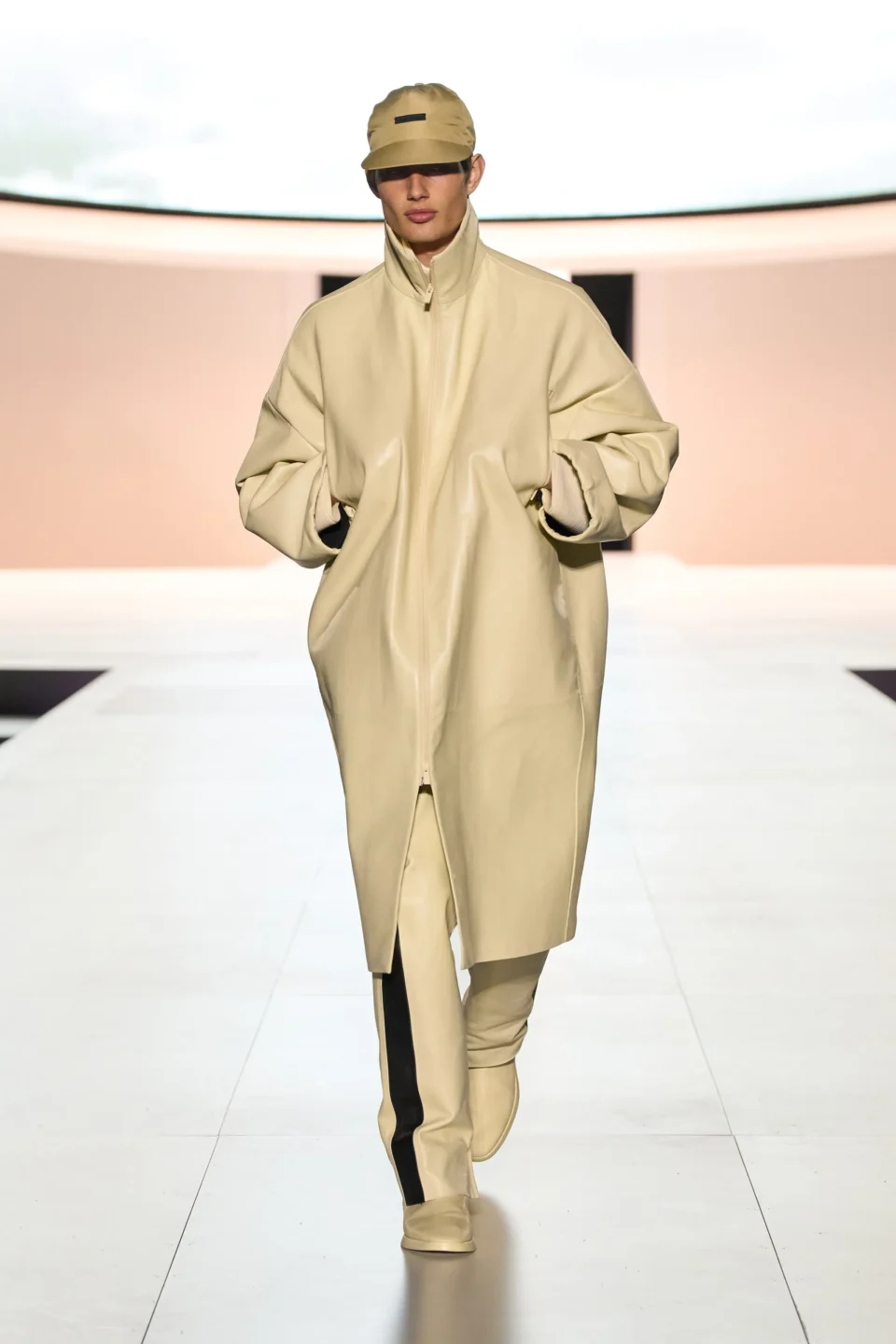 00025-fear-of-god-fall-2023-ready-to-wear-credit-brand