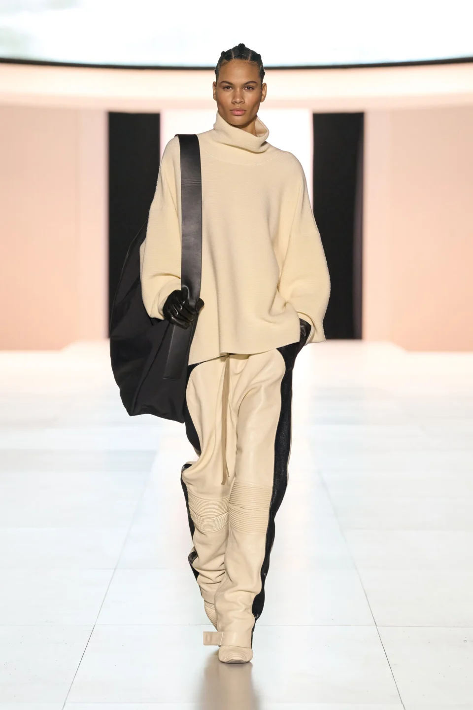 00026-fear-of-god-fall-2023-ready-to-wear-credit-brand