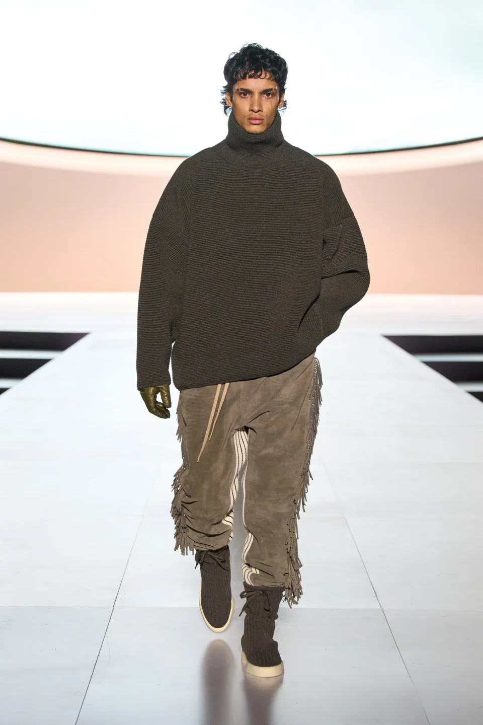 00034-fear-of-god-fall-2023-ready-to-wear-credit-brand