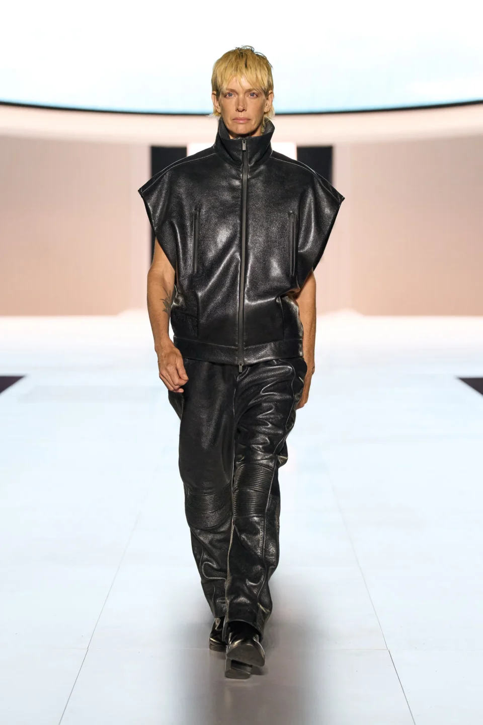 00045-fear-of-god-fall-2023-ready-to-wear-credit-brand