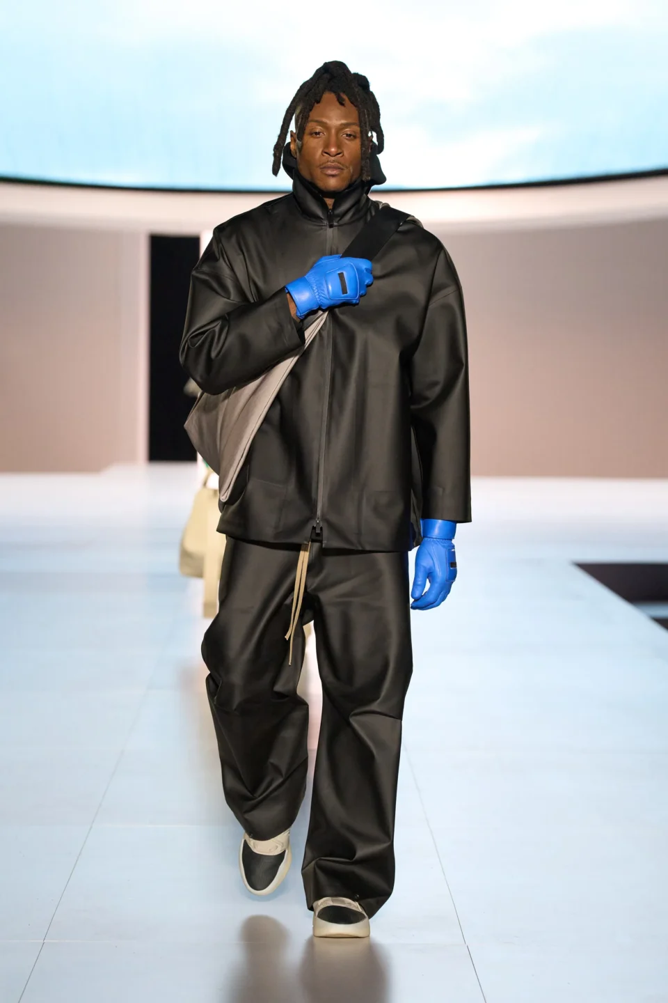 00049-fear-of-god-fall-2023-ready-to-wear-credit-brand