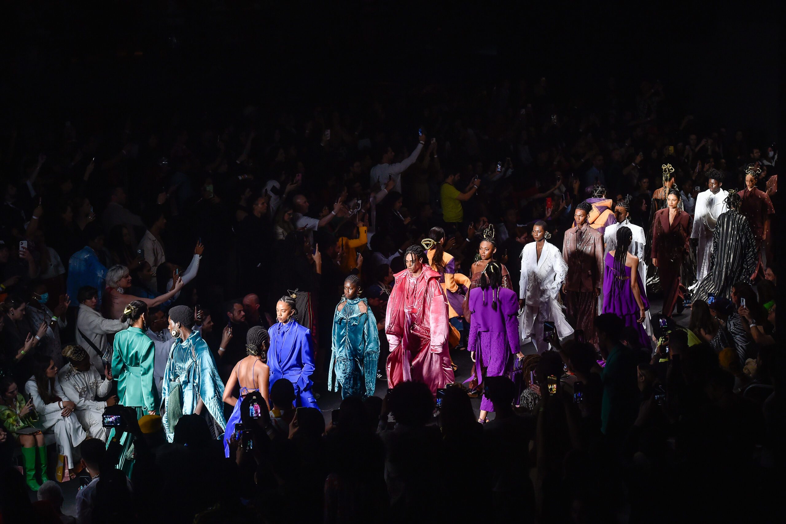 SPFW N55: confira a programação completa, estreantes e ausências da temporada
