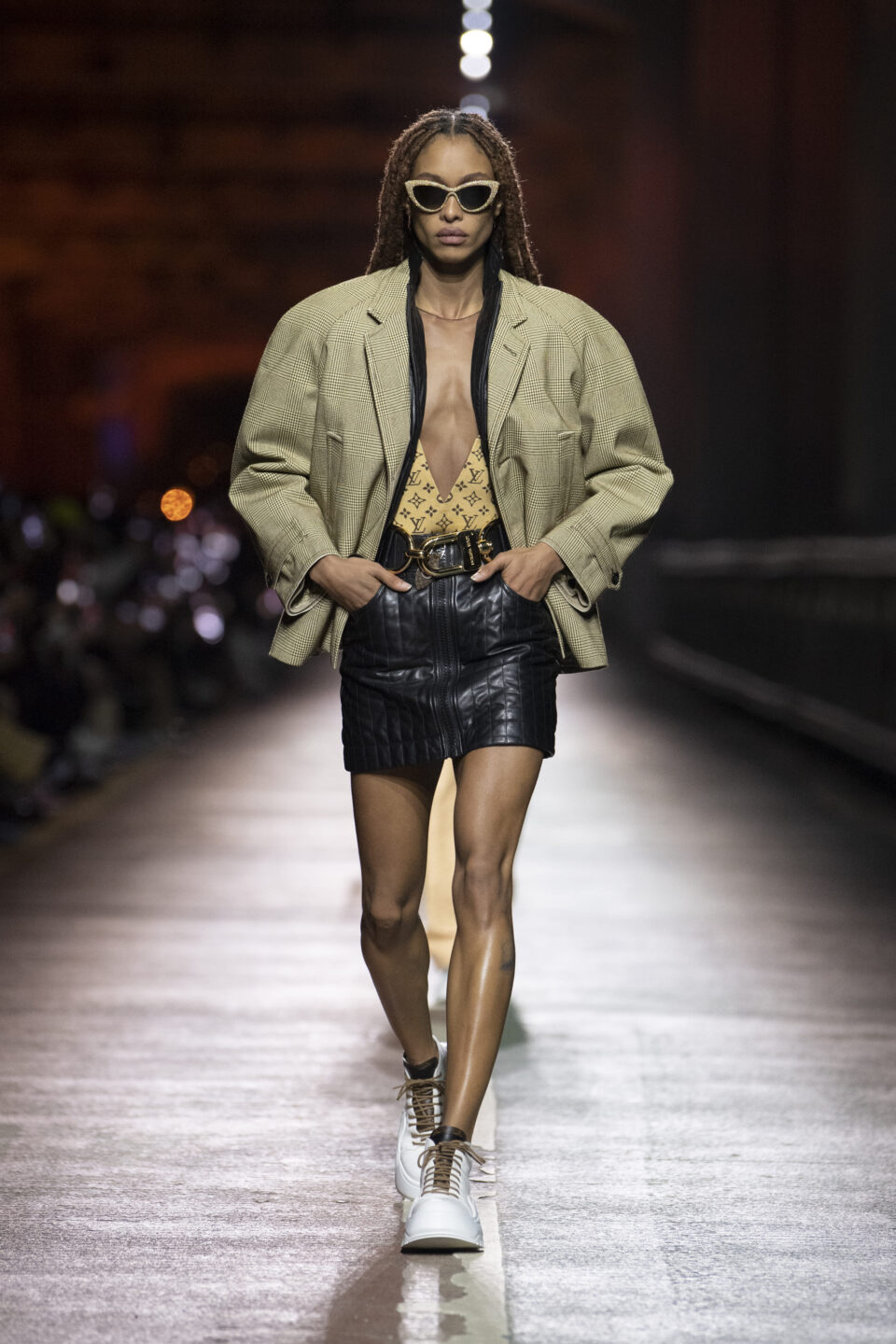 LOUIS_VUITTON_PREFALL23_0012