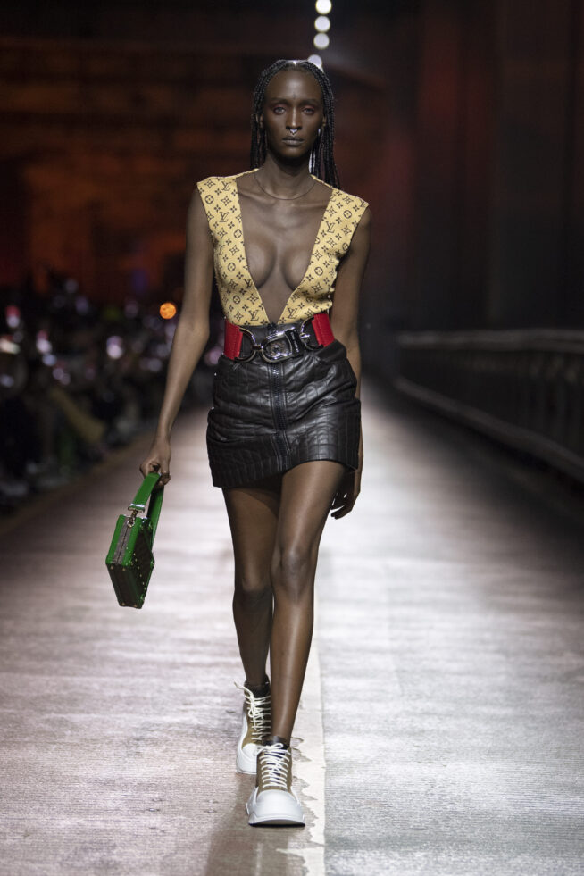 LOUIS_VUITTON_PREFALL23_0014