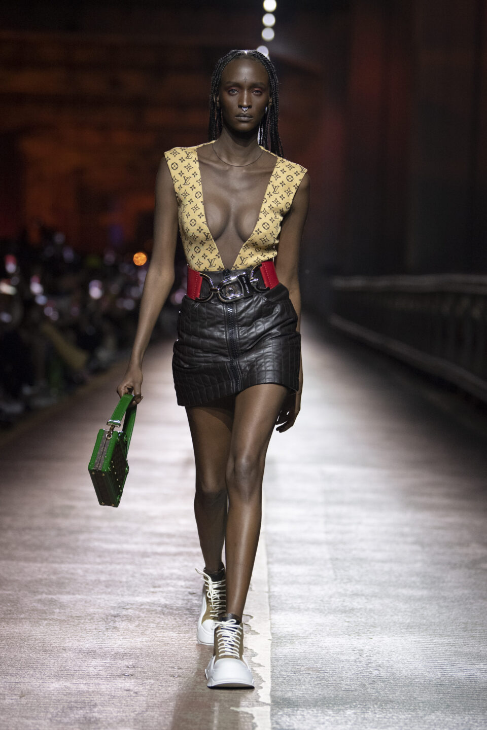 LOUIS_VUITTON_PREFALL23_0014