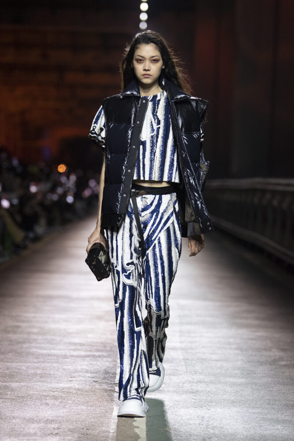 LOUIS_VUITTON_PREFALL23_0016